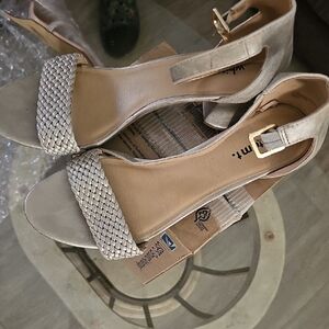White Mountain Beige Woven Heels